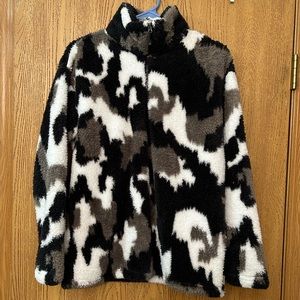 Eddie Bauer Plush Sherpa Quarter Zip